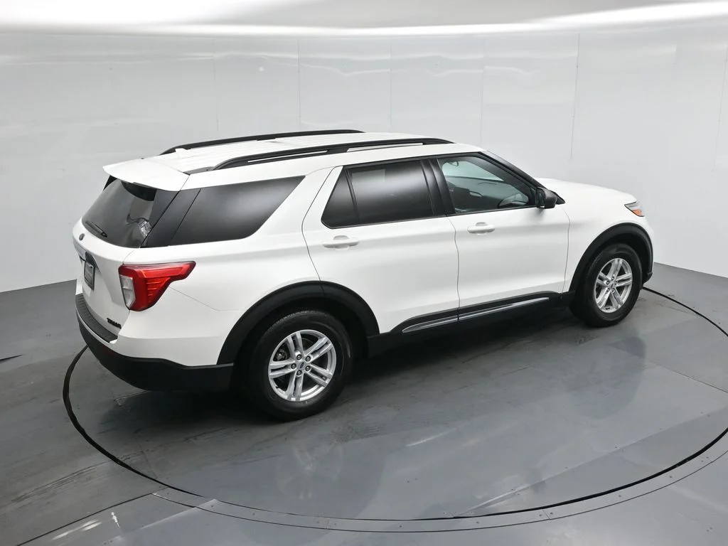 Certified Used 2024 White Ford XLT image 40