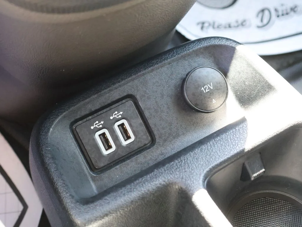 Used 2020 White Ford XL image 32