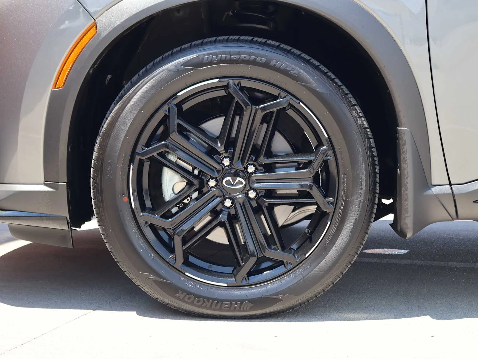 Certified Used 2027 Graphite Shadow/Black Obsidian INFINITI SPORT image 11