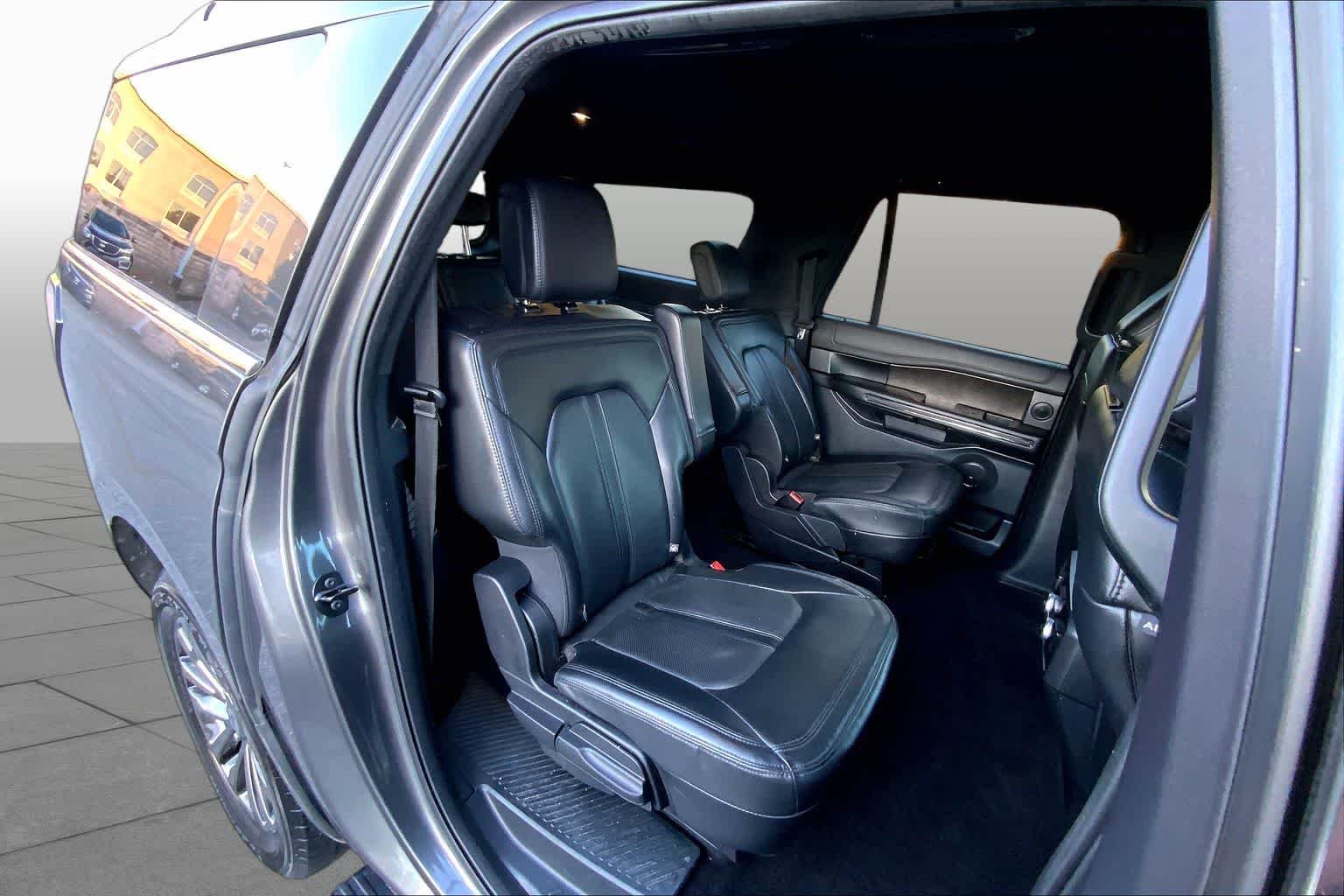 Used 2021 Magnetic Ford Limited image 19
