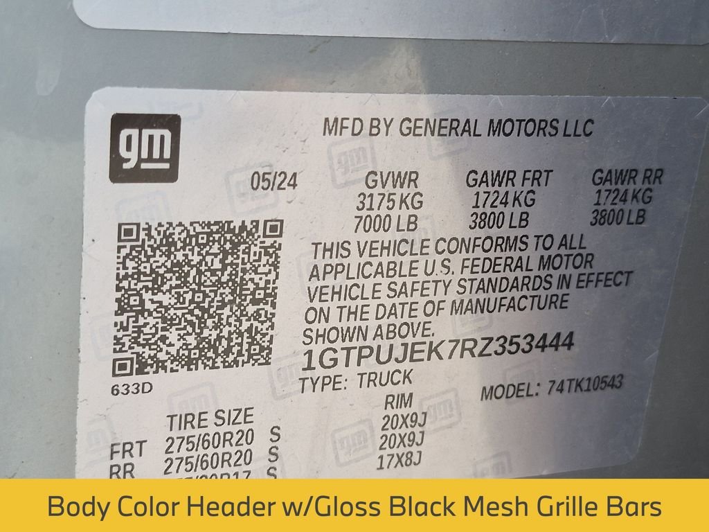 Used 2024 Gray GMC Elevation image 31