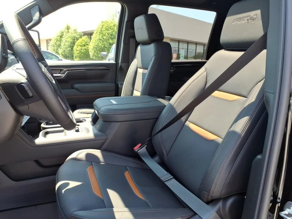 2026 GMC Sierra 2500HD AT4 - Photo 12