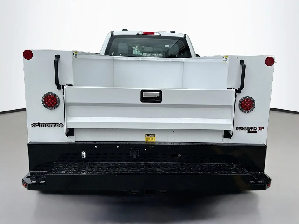 New 2026 Oxford White Ford XL image 6