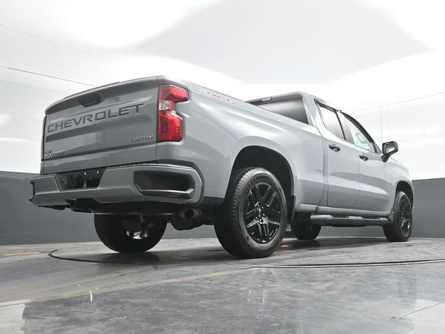 Used 2025 Gray Chevrolet Custom image 26