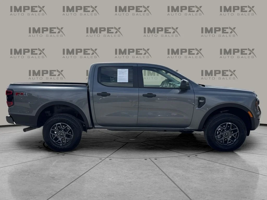 Used 2025 Gray Ford XLT image 6