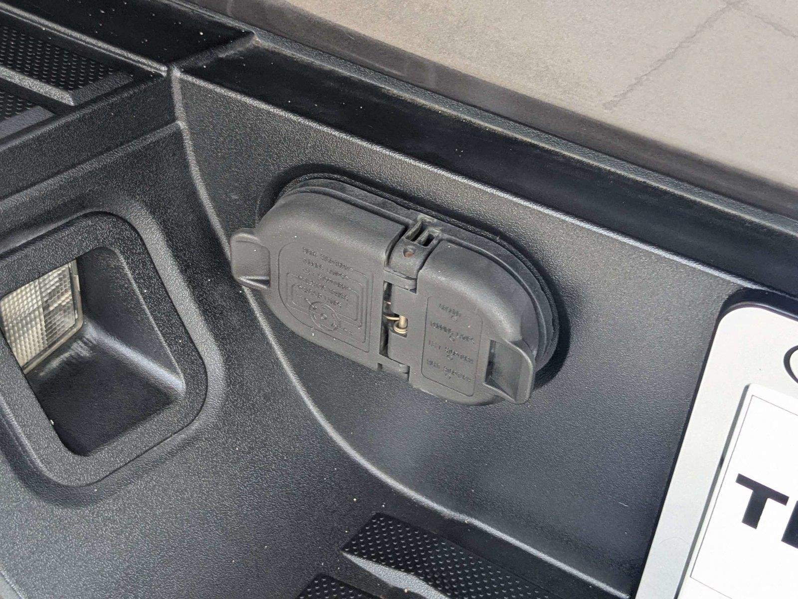 Used 2018 Magnetic Gray Metallic Toyota Limited image 8