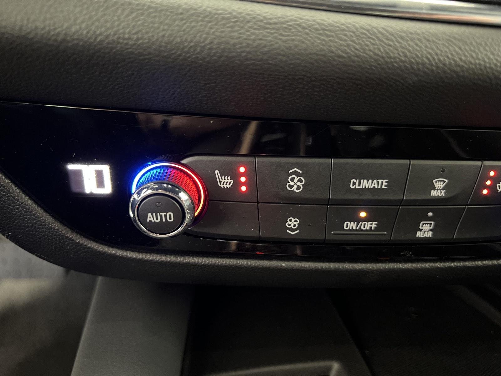 Used 2024 Summit White Buick Essence image 14