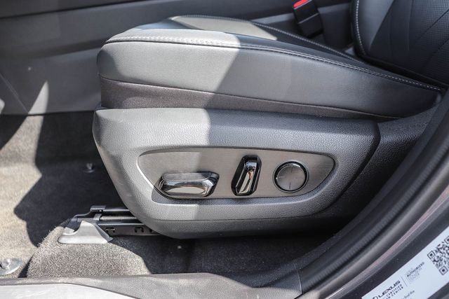 2025 Lexus NX PHEV 450h+ - Photo 19