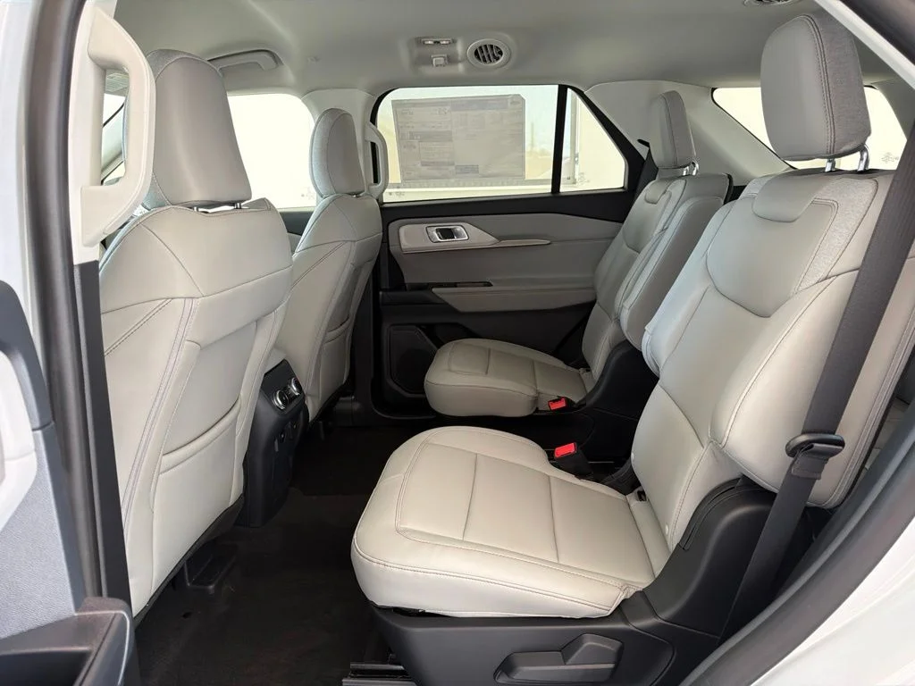 New 2026 Space White Metallic Ford Active image 23