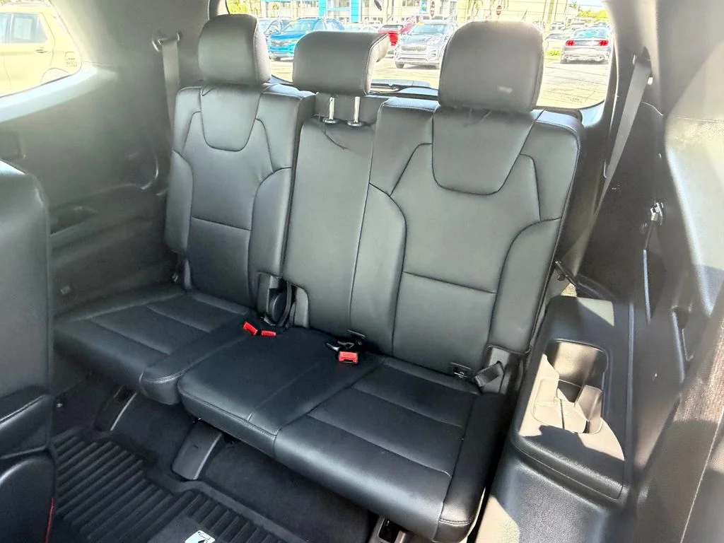 Used 2025 Wolf Gray Kia EX X-Pro image 13