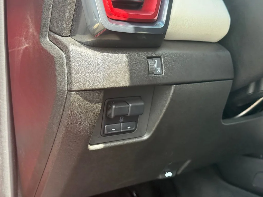 Used 2023 Red GMC AT4X image 10