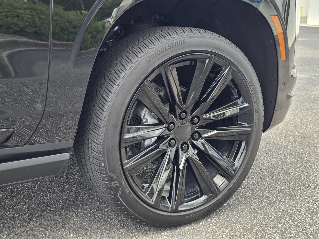 Certified Used 2025 Black Raven Cadillac Sport Platinum image 11
