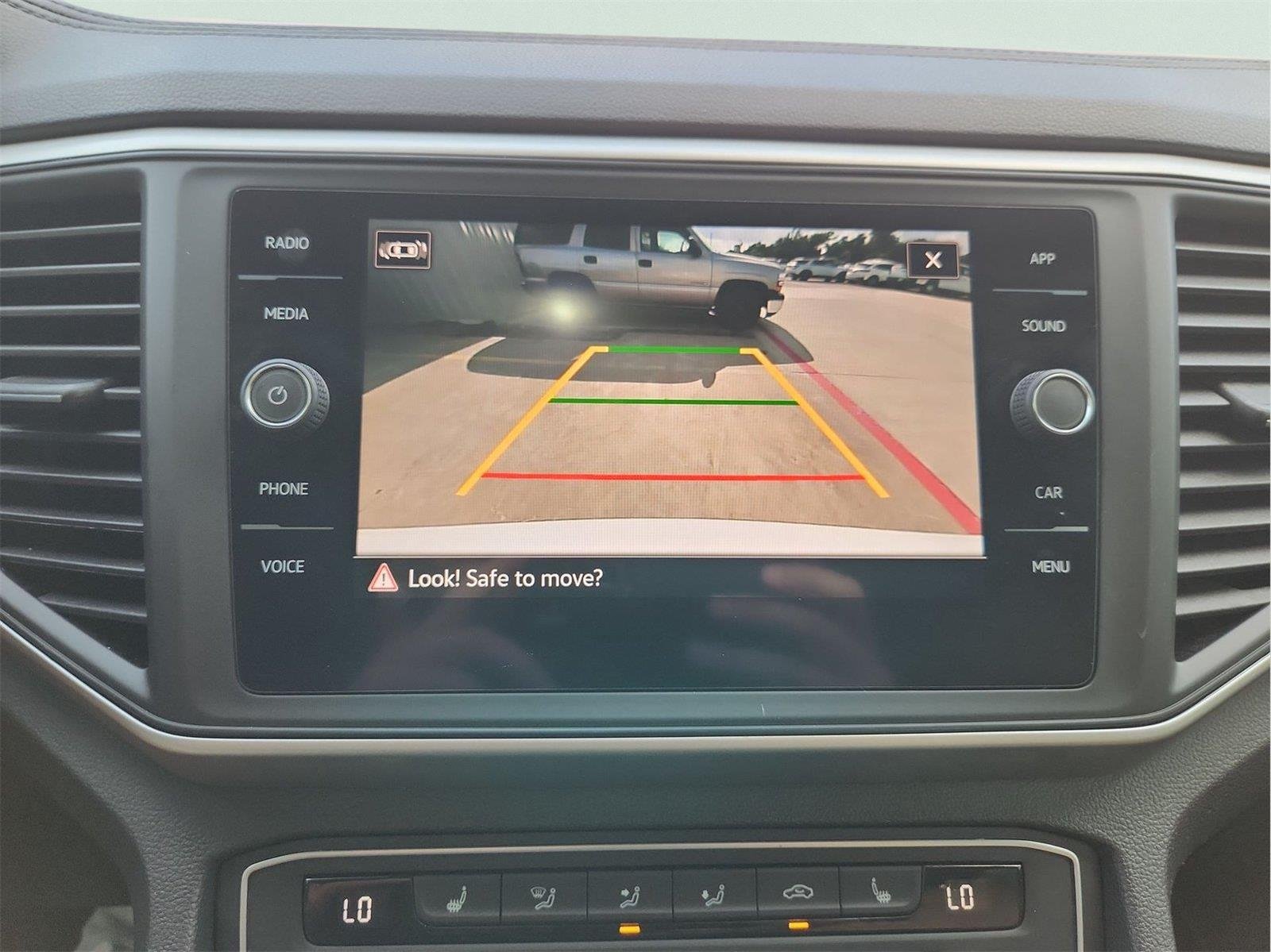 2021 Volkswagen Atlas Cross Sport 3.6L V6 SE w/Technology R-Line White at AutoNation USA Katy