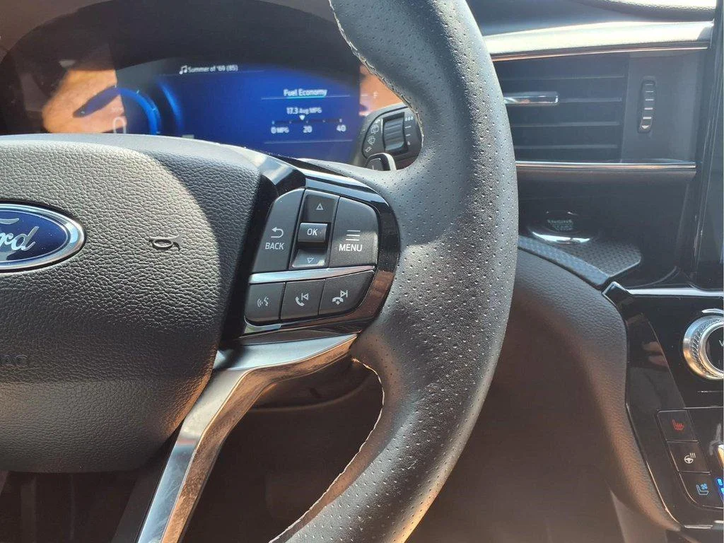 Used 2022 Agate Black Metallic Ford ST RWD image 19