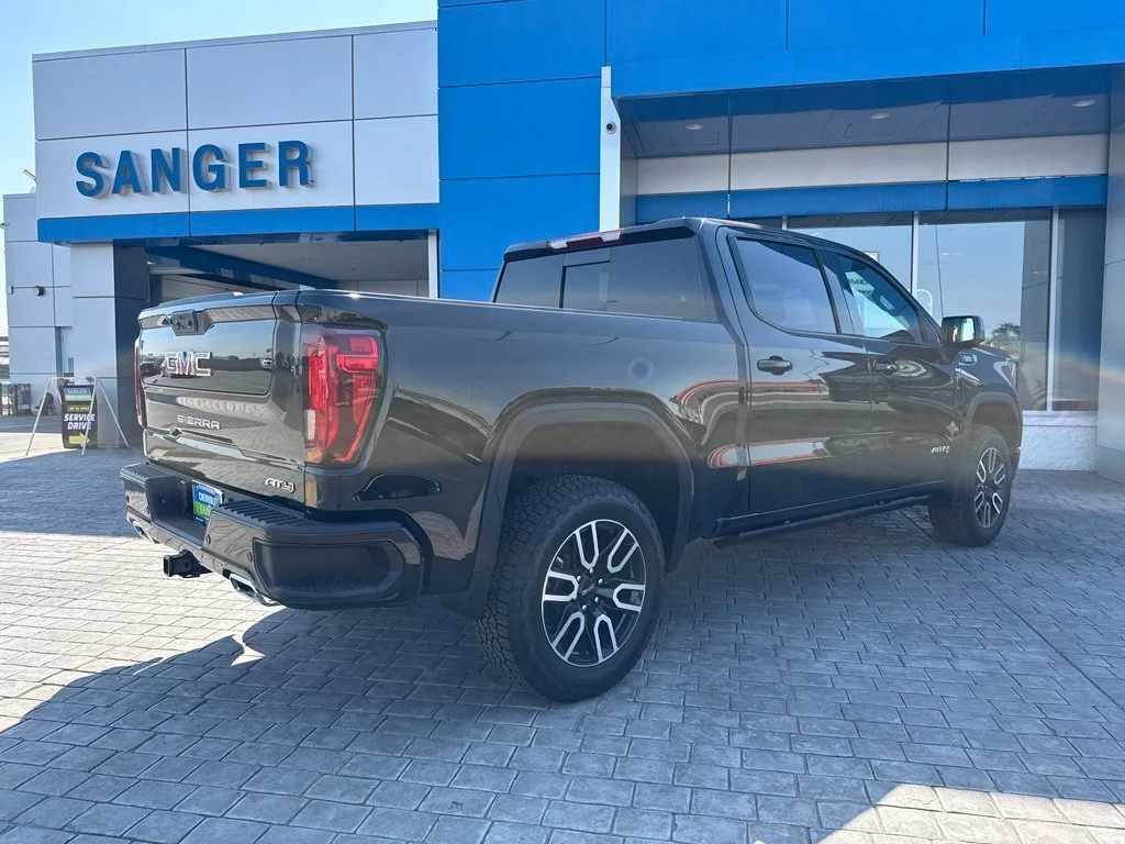 2026 GMC Sierra 1500 AT4 - Photo 10