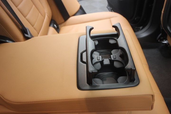 Used 2020 Black BMW xDrive30i image 25