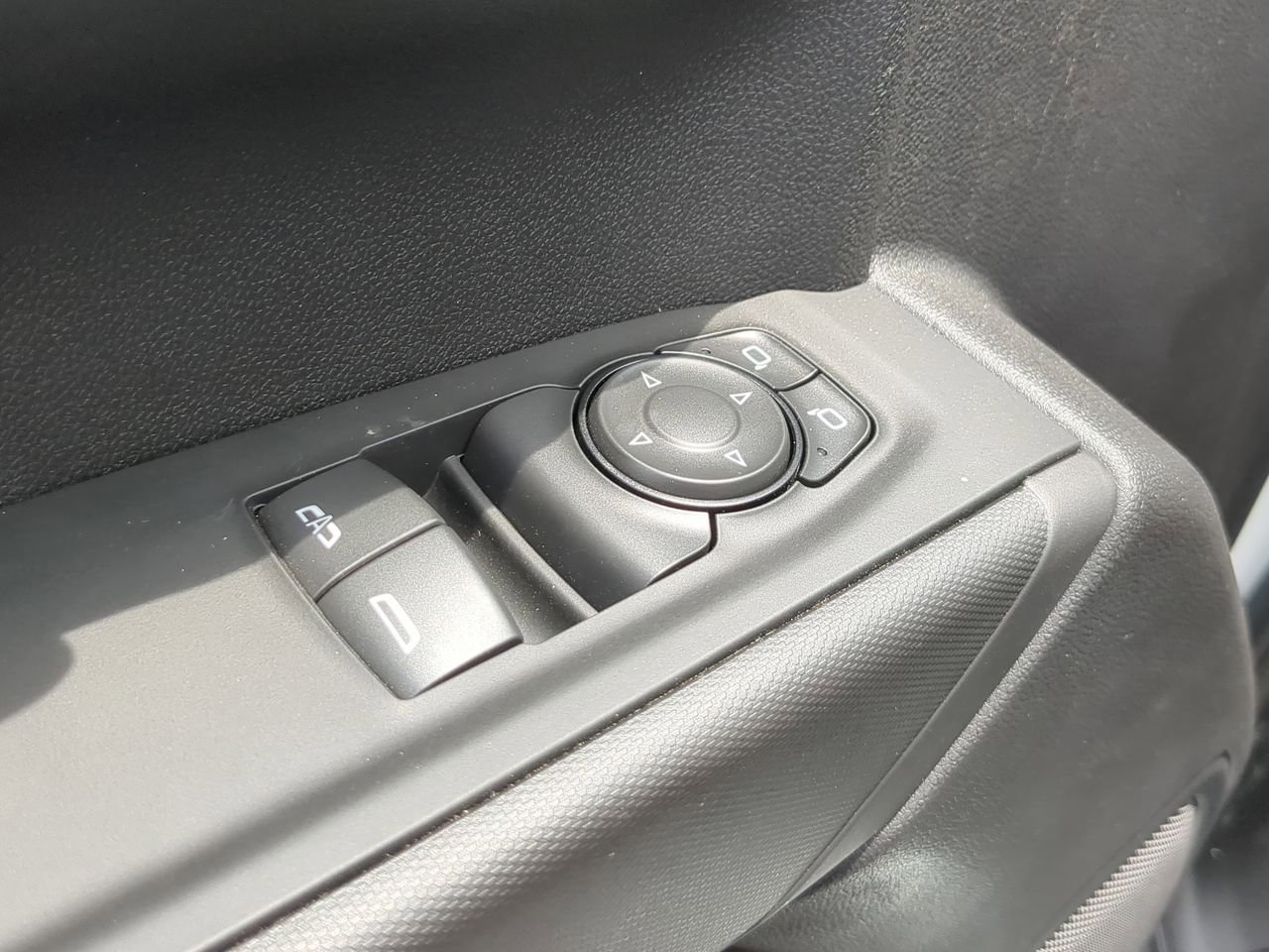 2025 GMC Sierra 1500 Pro - Photo 21