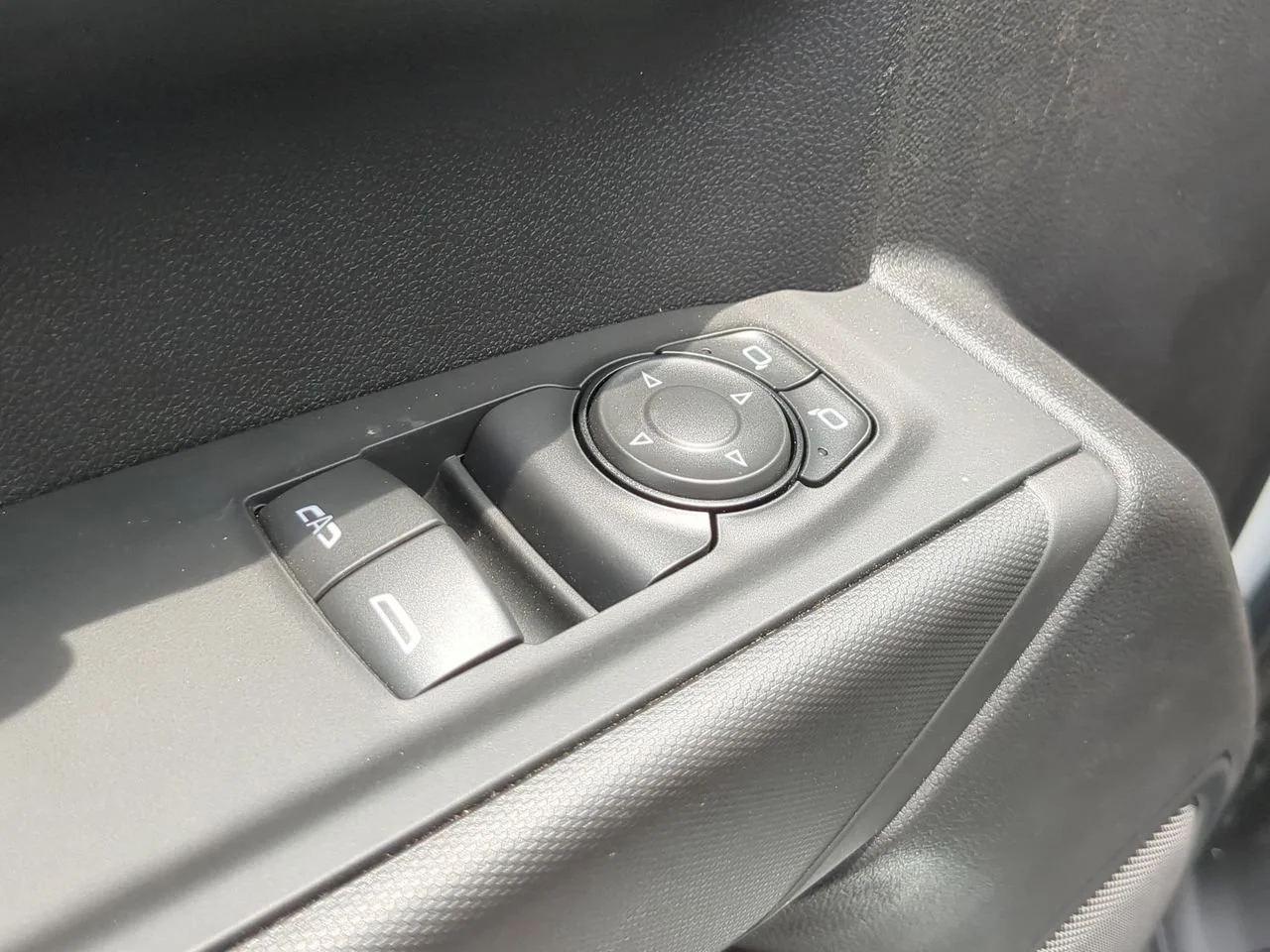 2025 GMC Sierra 1500 Pro - Photo 21
