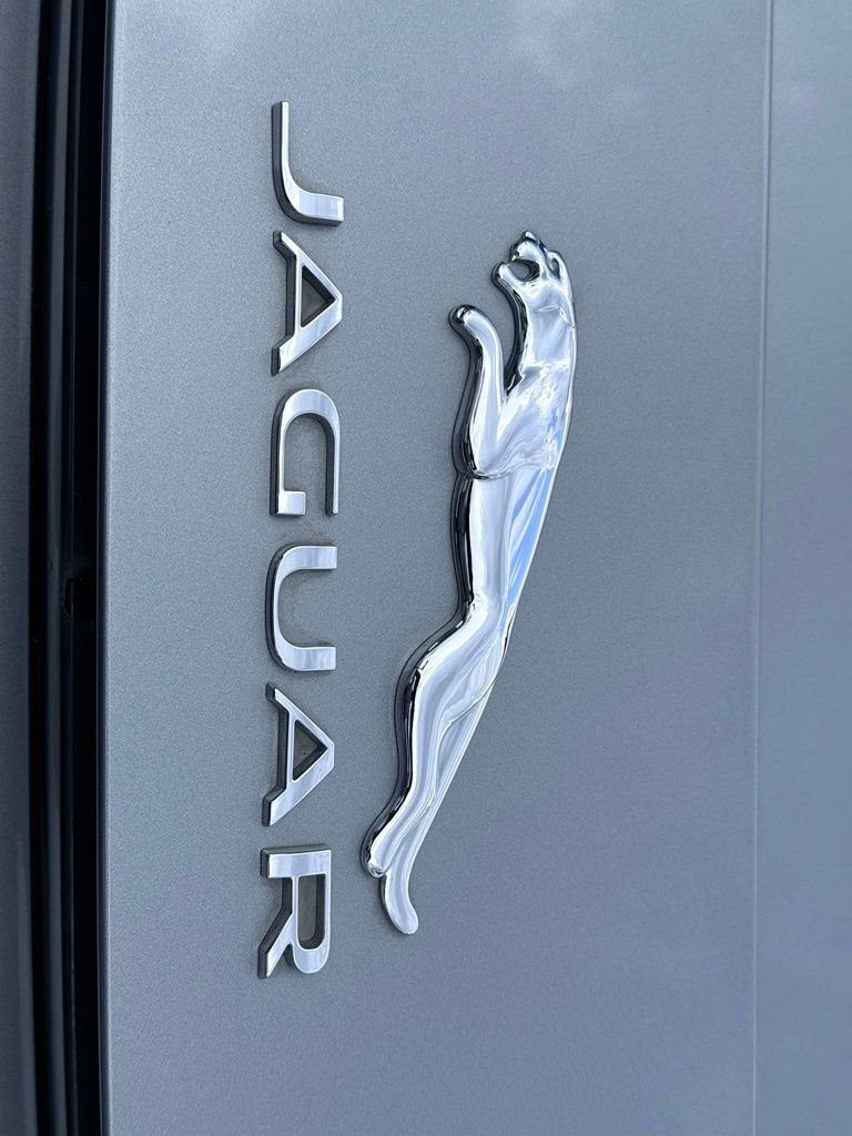 Used 2015 Gray Jaguar V8 S image 18