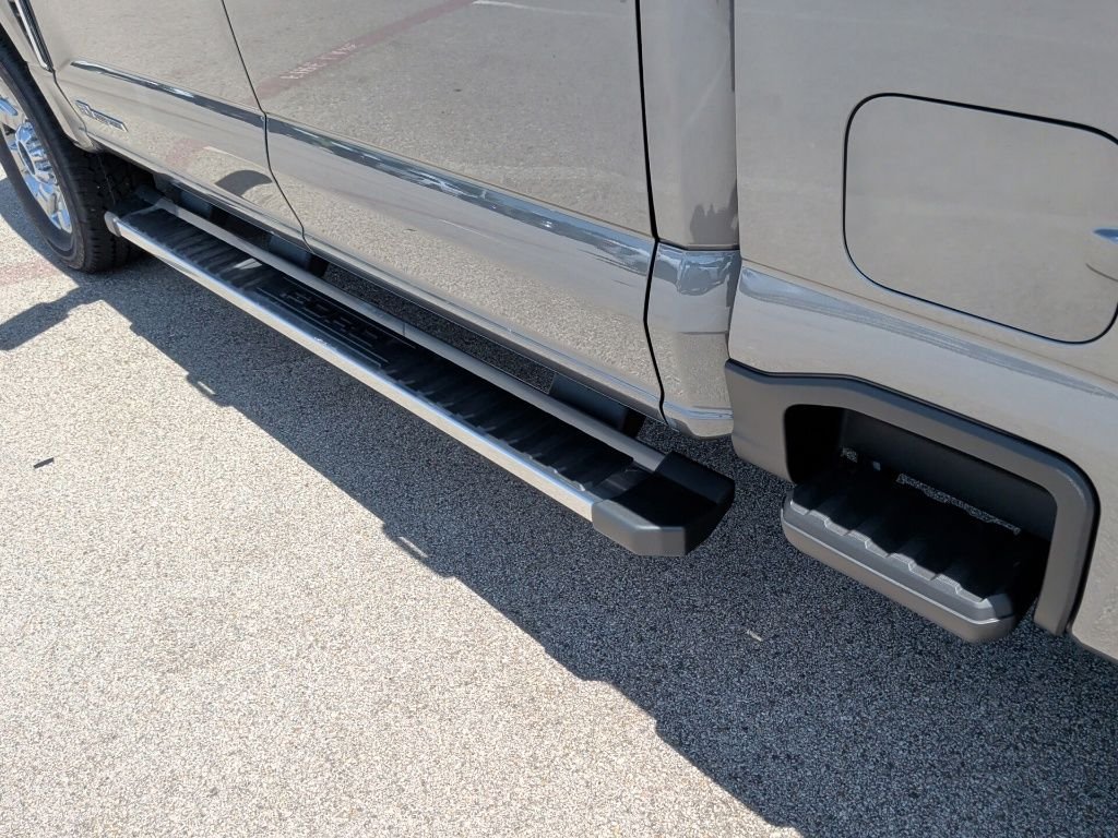 New 2026 Carbonized Gray Metallic Ford F-250® Lariat® image 47