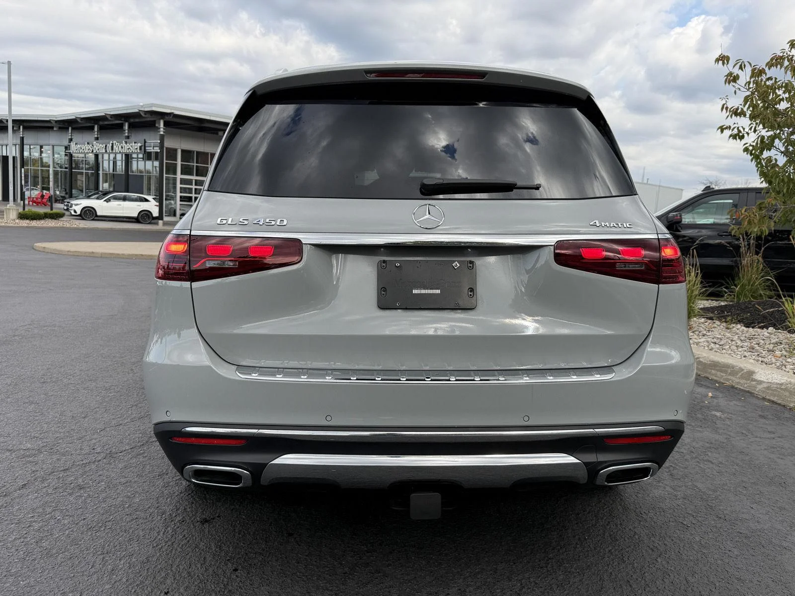 Used 2024 MANUFAKTUR Alpine Grey Mercedes-Benz GLS 450 image 6