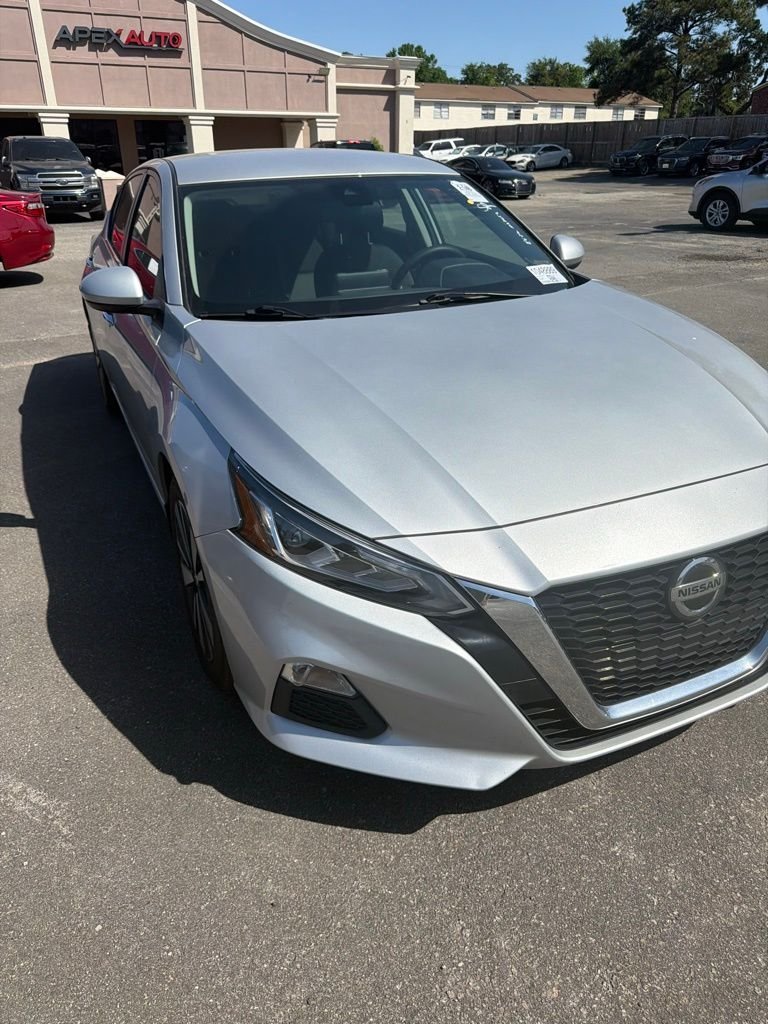 2022 Nissan Altima 2.5 SV's photo