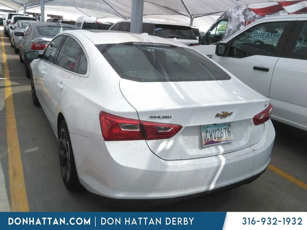 Used 2023 White Chevrolet LT image 4