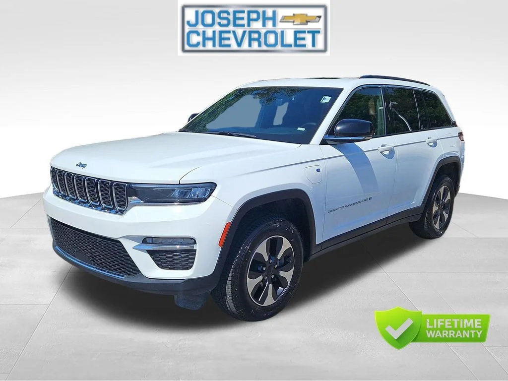 Used 2024 White Jeep 4xe image 2