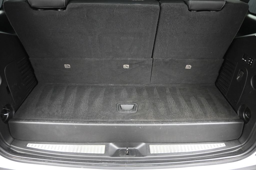 Used 2020 White Chevrolet Premier image 12