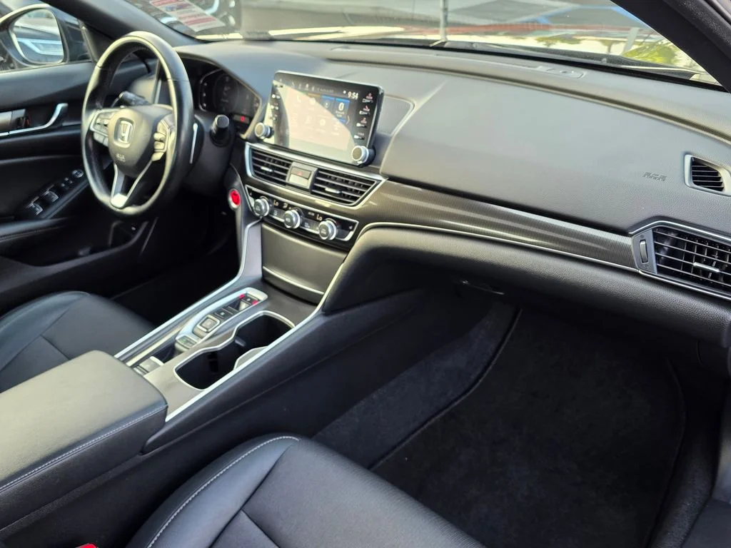Used 2021  Honda Sport 2.0T image 9