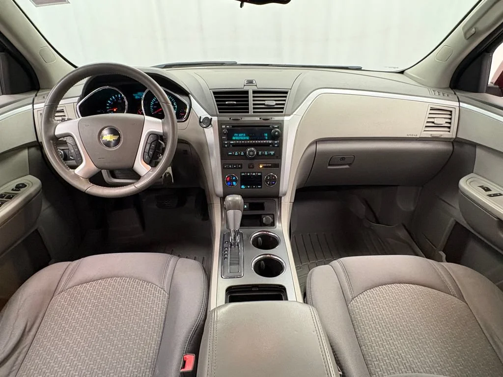Used 2011 Red Jewel Tintcoat Chevrolet LT w/1LT image 7