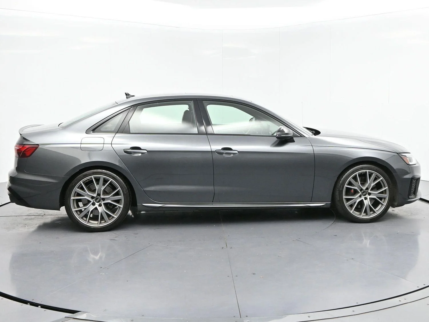 Used 2024 Daytona Gray Pearl Effect Audi Premium Plus image 8