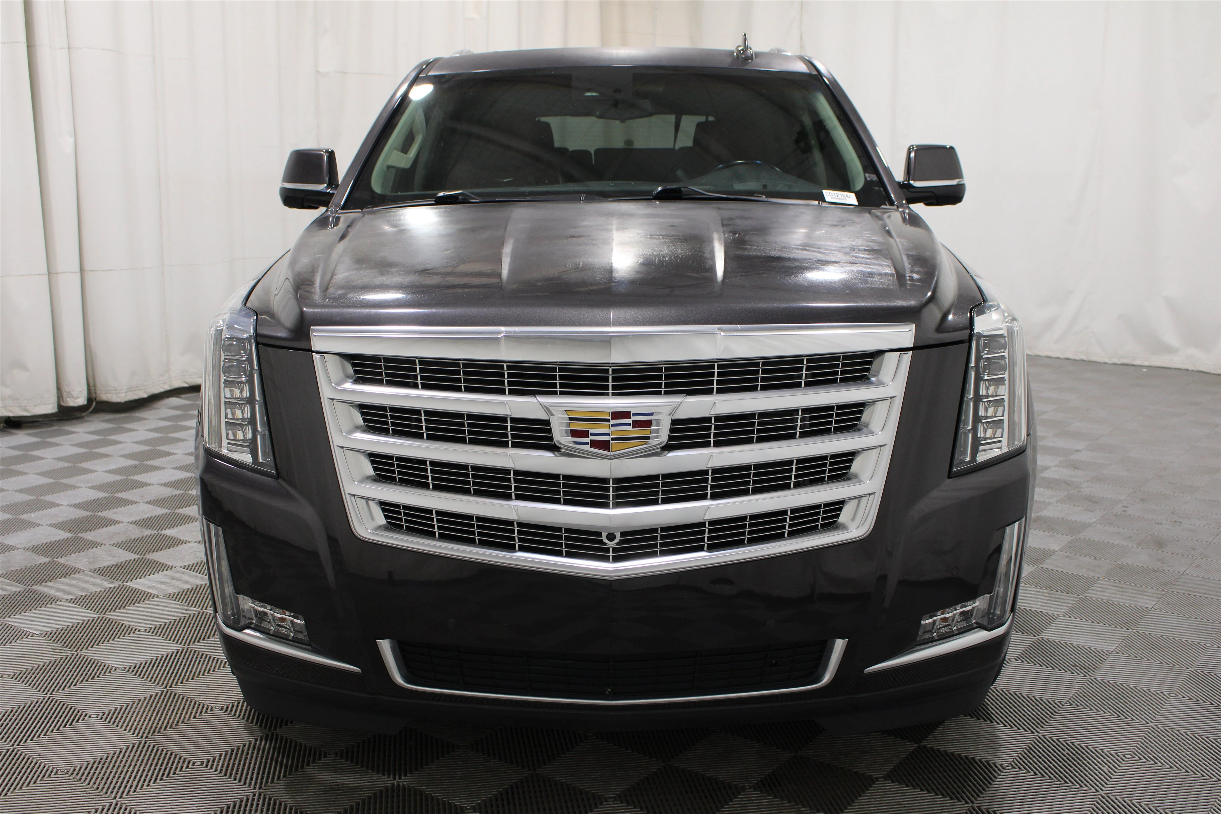 Used 2017 Dark Granite Metallic Cadillac Luxury image 37