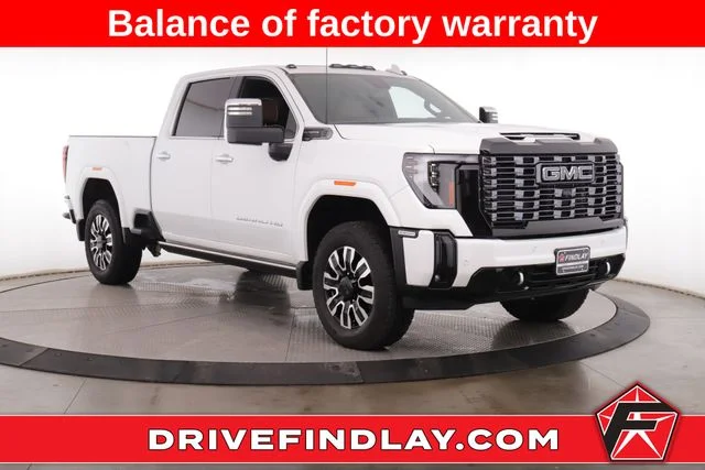 Used 2025 White GMC Denali Ultimate image 1