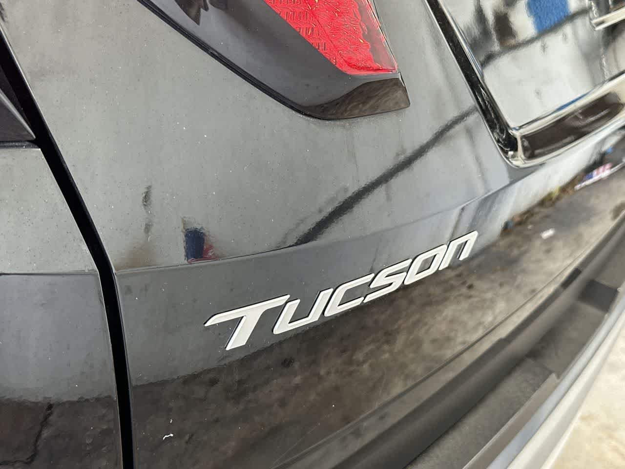 2025 Hyundai Tucson SE - Photo 10