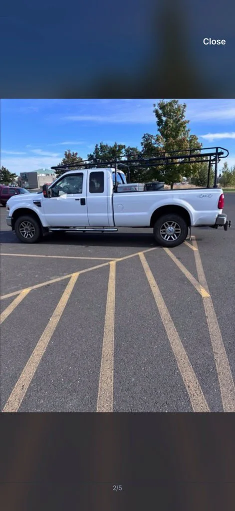 Used 2010 White Ford  image 5