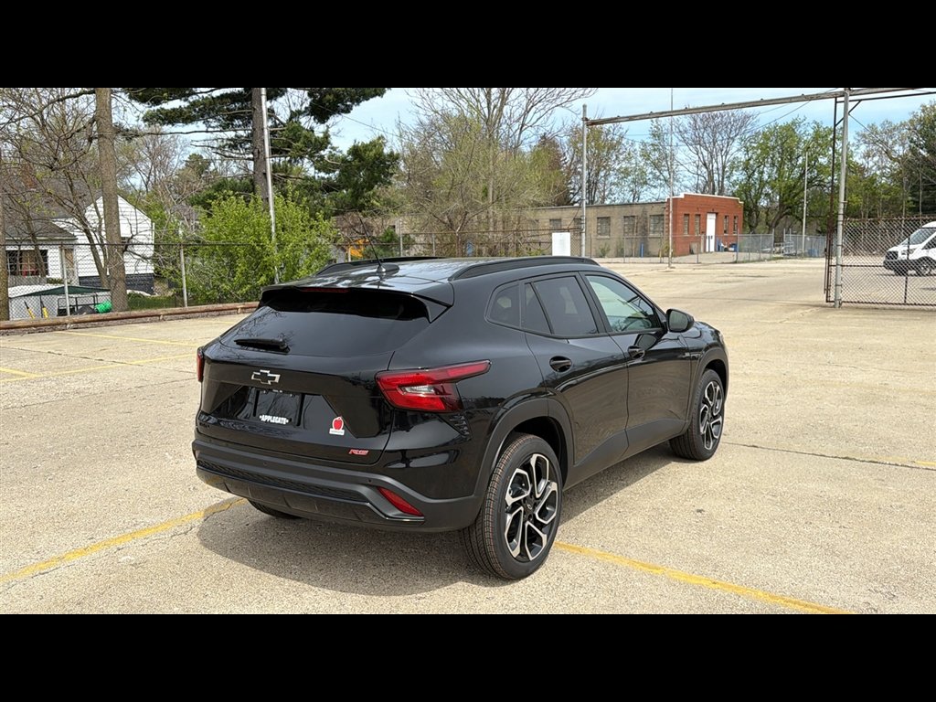 New 2026 Mosaic Black Metallic Chevrolet 2RS image 5