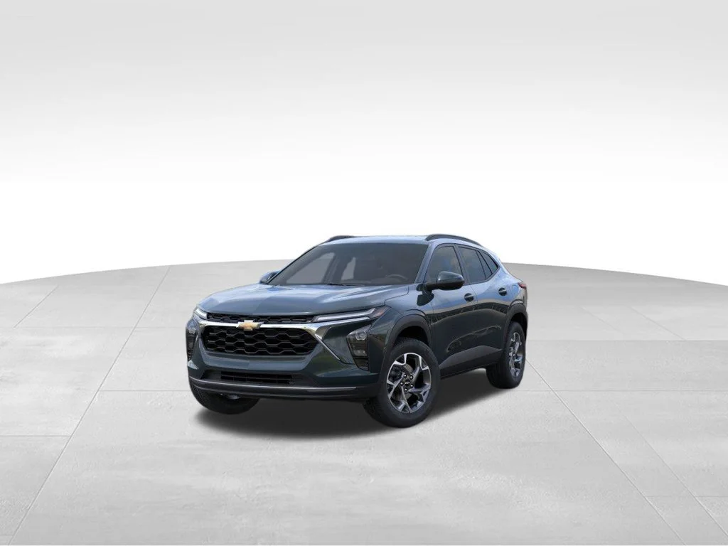 2026 Chevrolet Trax LT - Photo 8