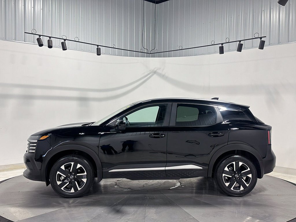 Used 2026  Nissan SV image 14