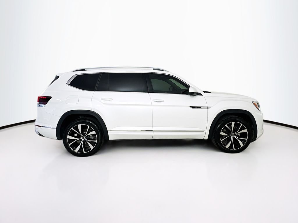 Used 2025 White Volkswagen 2.0T SEL Premium R-Line image 8