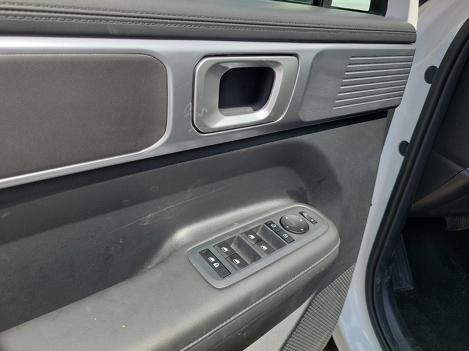 Certified Used 2026 White Hyundai SEL image 18