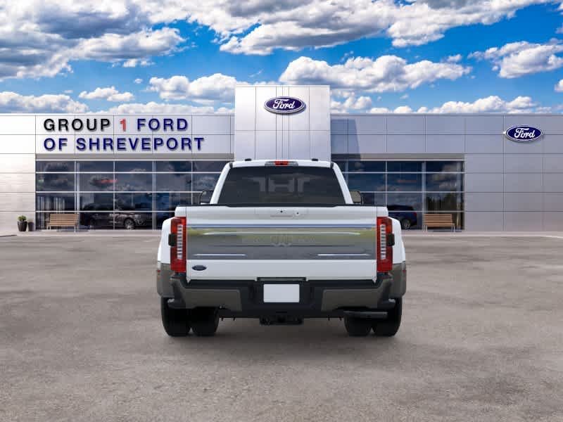 New 2026 Star White Metallic Tri-Coat/Marsh Gray Ford King Ranch image 5