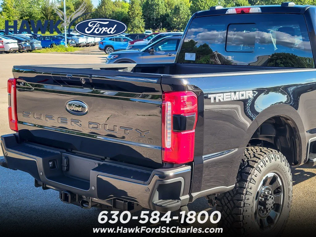 New 2026 Agate Black Metallic Ford F-250® Lariat® image 5
