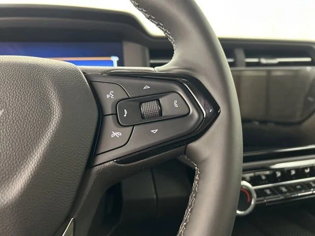 2027 Chevrolet Bolt RS - Photo 8