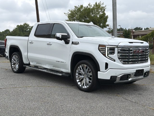 Used 2023  GMC Denali image 15
