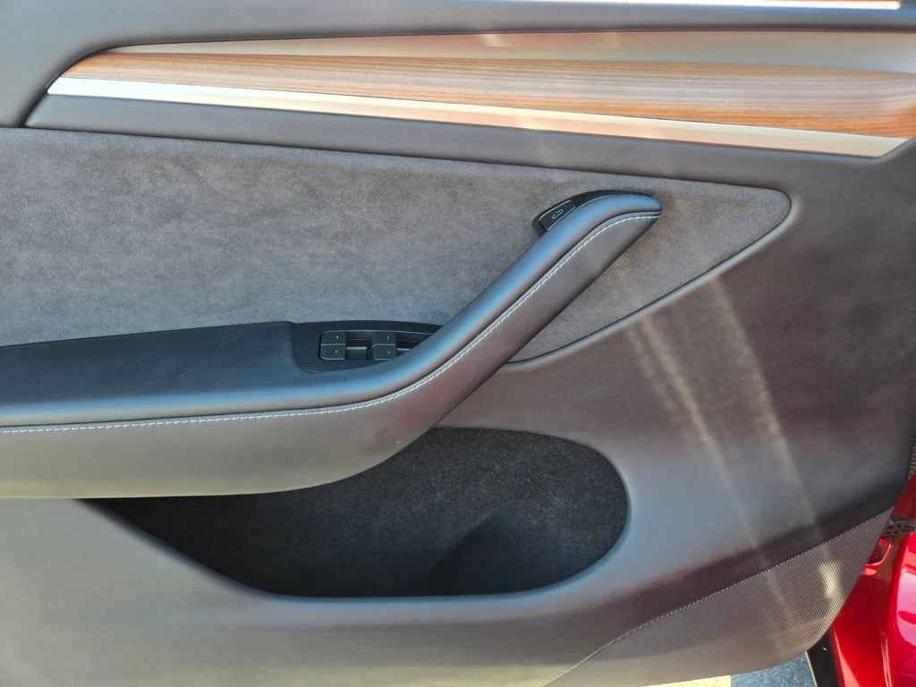 Used 2024 Red Tesla Long Range image 17