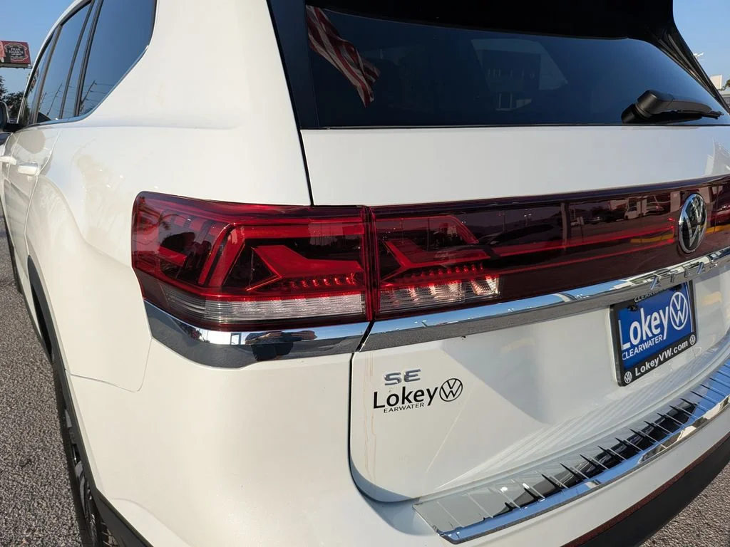 New 2026 White Volkswagen 2.0T SE image 9
