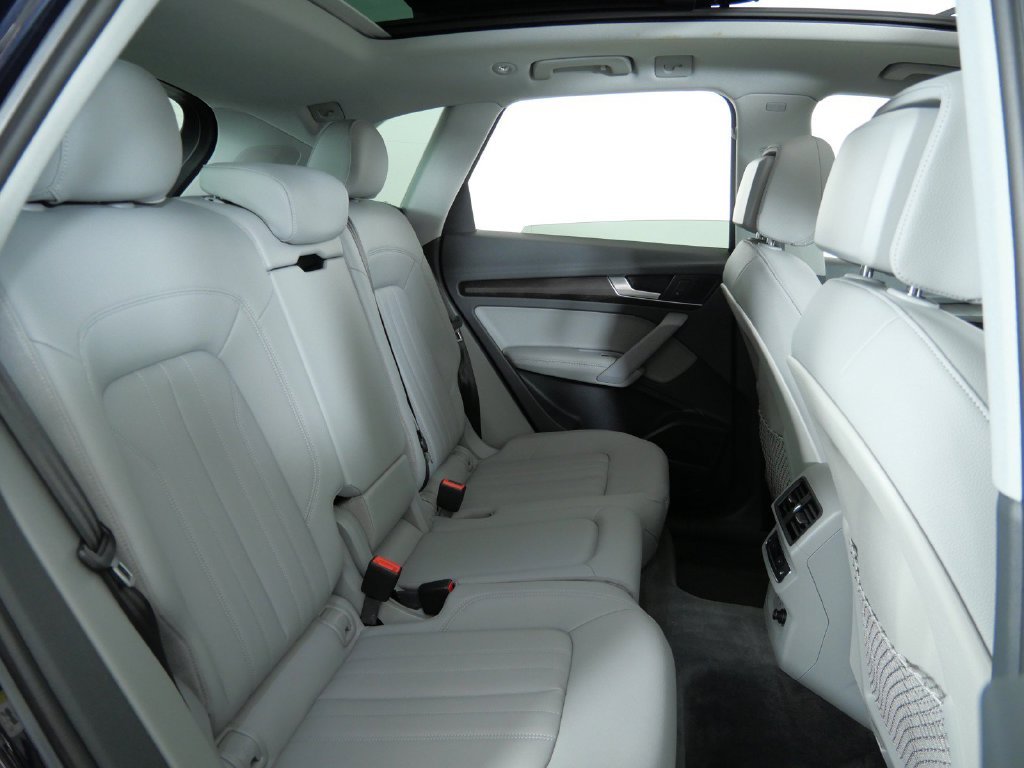Used 2020 Blue Audi 45 Premium Plus image 26