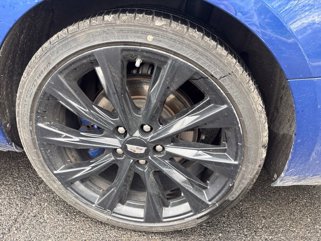 Used 2020 Blue Cadillac V-Series image 10