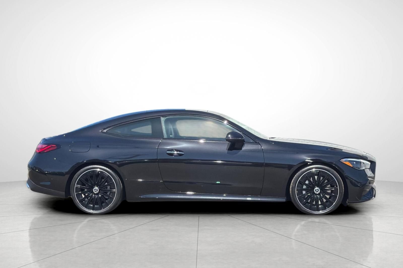 New 2026 Obsidian Black Metallic Mercedes-Benz CLE 450 image 34